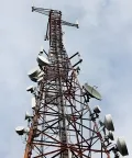 Pylône de communication micro-ondes