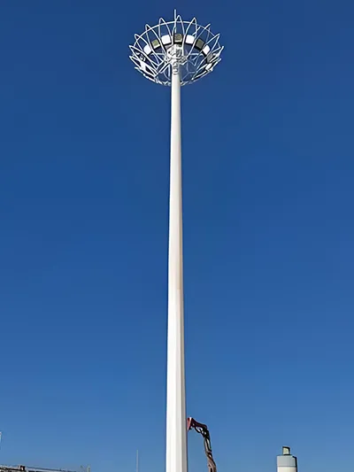 Mât d’éclairage grande hauteur
